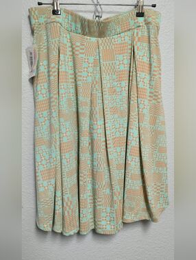 Lularoe Madison Mint and Peach Patterned Pleated Skirt